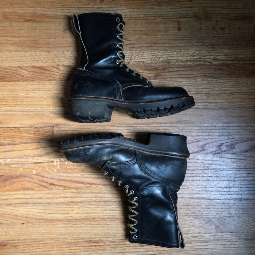 Red Wing 9” Loggers  - Men’s 8.5/Women’s 10.5